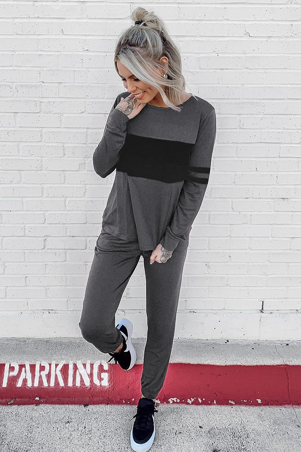 Womens 2 Piece Lounge Set 2025: Long Sleeve Top and High Waisted Sweatpants for Fall Fashion and Travel